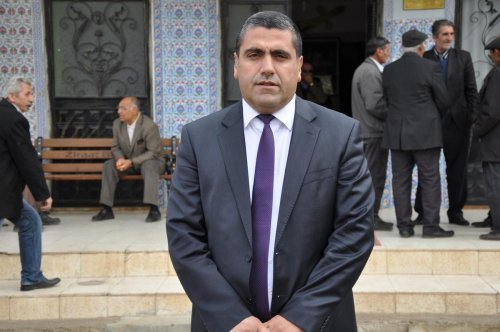 Başbakan Davutoğlu'nun Tunceli Cemevi'ni ziyaret etmesi