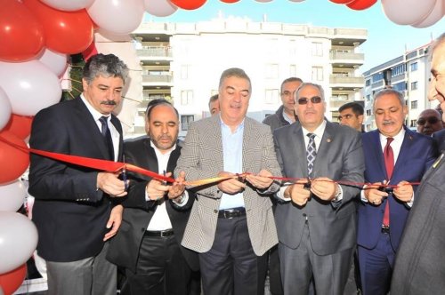 Osmaniye'de Gençlik Merkezi açıldı