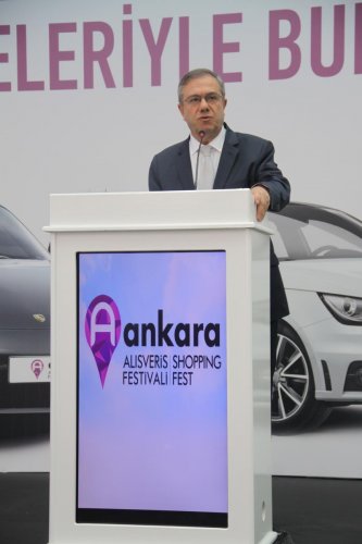 Ankara Alışveriş Festivali talihlileri otomobillerini aldı