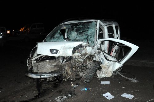 Iğdır'da minibüsler çarpıştı: 2 ölü, 5 yaralı