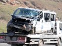 Cizre'de minibüs şarampole yuvarlandı: 2 ölü, 2 yaralı