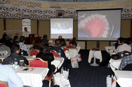 Elazığ'da, Diş Hekimleri Bilimsel Toplantısı düzenlendi