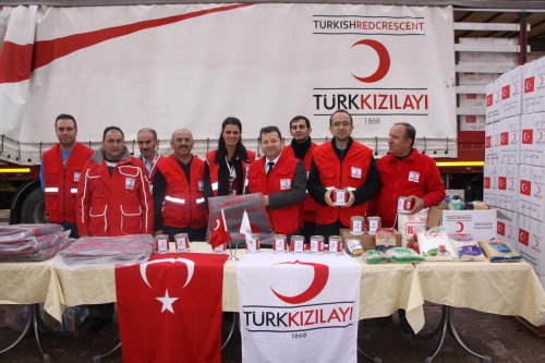 Türk Kızılayı, kentlerdeki sığınmacıları da unutmayacak