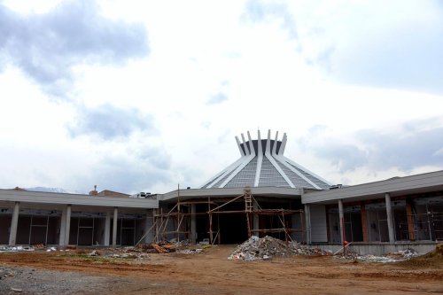 Malatya Nikah Sarayı kaba inşaatının büyük bölümü tamamlandı