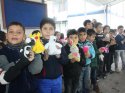 Suriye'li çocuklara oyuncak