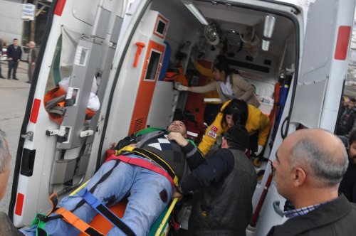 Bolu'da silahla yaralanan kişiye ilk müdahaleyi esnaf yaptı