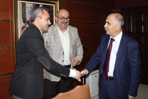 Giresunspor Kulüp Başkanı Bozbağ, Vali Karahan'ı ziyaret etti