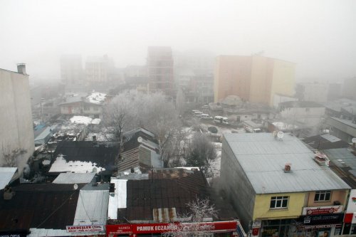 Ardahan'da soğuk hava ve sis
