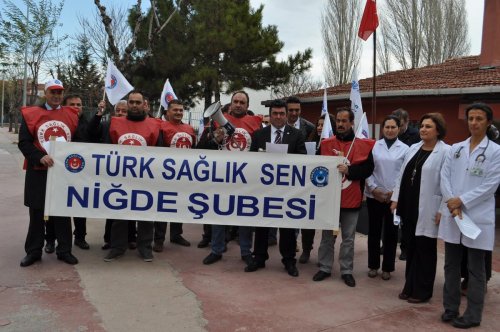 Türk Sağlık-Sen'den ağır iş yükü tepkisi