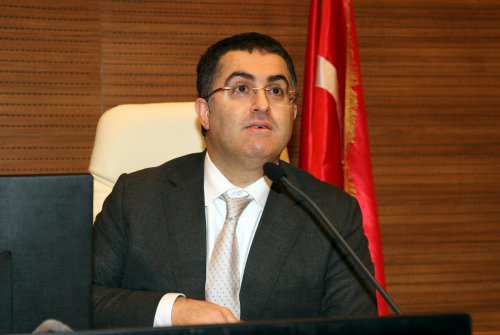 İstanbul Üniversitesi Siyasal Bilgiler Fakültesi Öğretim Üyesi Prof. Dr. Ersan Şen
