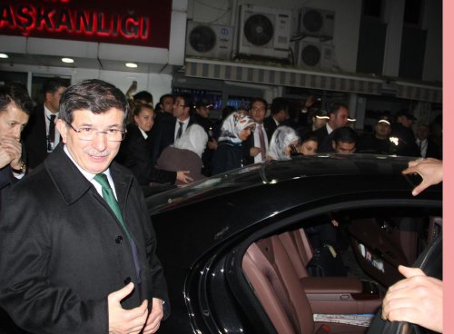 Başbakan Davutoğlu, Adıyaman'da