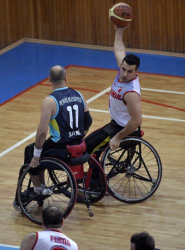 Garanti Tekerlekli Sandalye Basketbol Süper Ligi