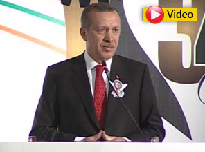 Erdoğan'dan şiirli mesaj - Video