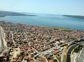 Çanakkale Boğazı'nda korkutan tehlike!