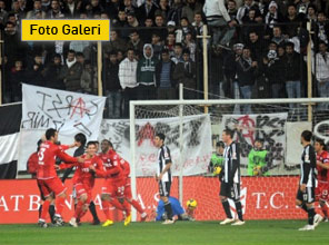 KARTAL MANİSA'DAN ÇIKAMADI - Foto