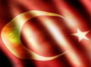 Kanıyla Türk Bayrağı çizerek kurtuldu
