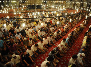 Suriye'de Ramazan'da mesai 6 saat