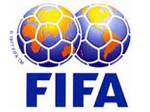 FIFA Blatter'in yolunu açtı