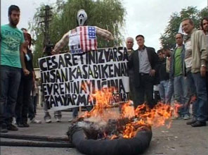 GATA önünde protesto