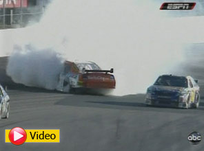 Nascar yine nefes kesti - Video