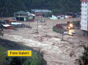 Artvin'de sel : 2 kişi öldü