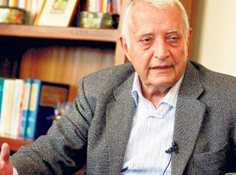 AKP'ye Anayasa taslağı hazırlayan isimden yargı paketiyle ilgili sert eleştiri