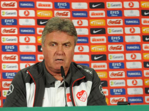 Hiddink'ten Hırvatlara gözdağı