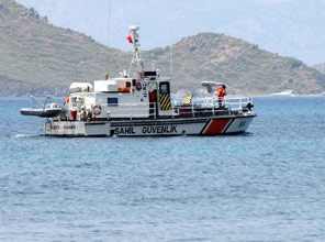 Türk ve Yunan güvenlik botları çarpıştı