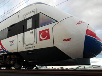 Kar sebebiyle hızlı tren seferleri durduruldu