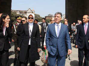 Abdullah Gül şaşkına döndü