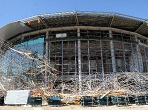 Ankara Arena'da demir iskele çöktü