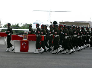 Korgeneral Altıntaş: Sınır namustur