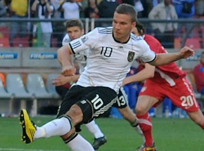 Lukas Podolski Galatasaray'a yakın Lukas Podolski Galatasaray'a yakın