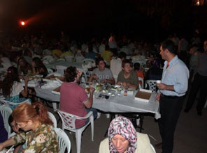 Ey�p'te sahur program�na yo�un kat�l�m