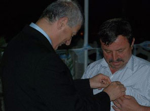 CHPli 2 meclis üyesi AK Partiye geçti 