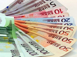 Ülkeler sıkıntıya rağmen Avro'yu destekliyor