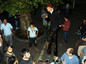 Alman Çeşmesi'nden su yerine şerbet aktı