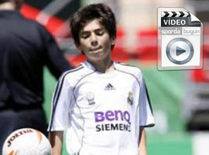 İşte küçük 'Zidane' şov- Video