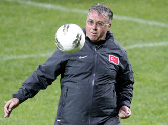 Hiddink bavullarını toplayabilir