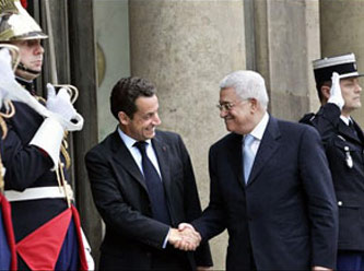 Sarkozy, Paris'te Abbas ile görüştü