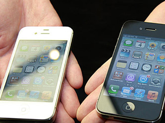 Google'dan iPhone 4S'e tatlı cevap