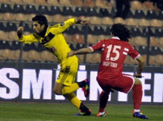 Es-Es tek golle esti: 1-0