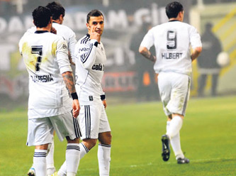 Beşiktaş Avrupa'da tur peşinde