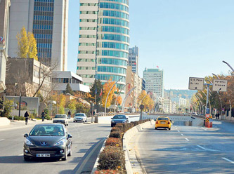 Mahkeme Köşk'e giden yolu kapattı