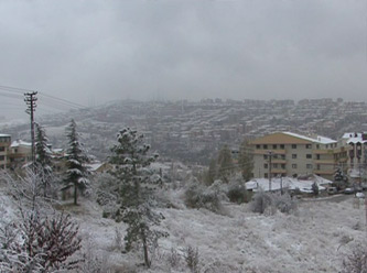Başkent beyaza büründü