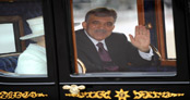 Gül, krallar gibi karşılandı