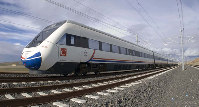 Kar sebebiyle hızlı tren seferleri durduruldu