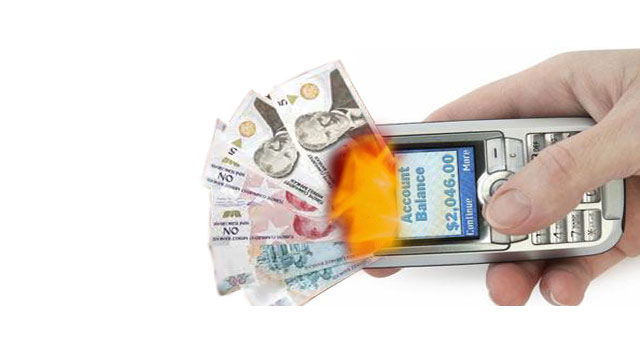 Elektrik değil cep telefonu çarpıyor!