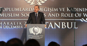 Başbakan, annesinden bahsederken duygulandı