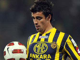 Galatasaray Turgut  Doğan Şahin'den vazgeçti.